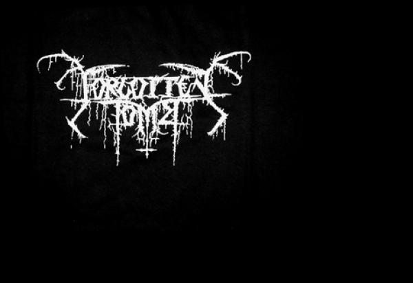 Forgotten Tomb - Logo  TS